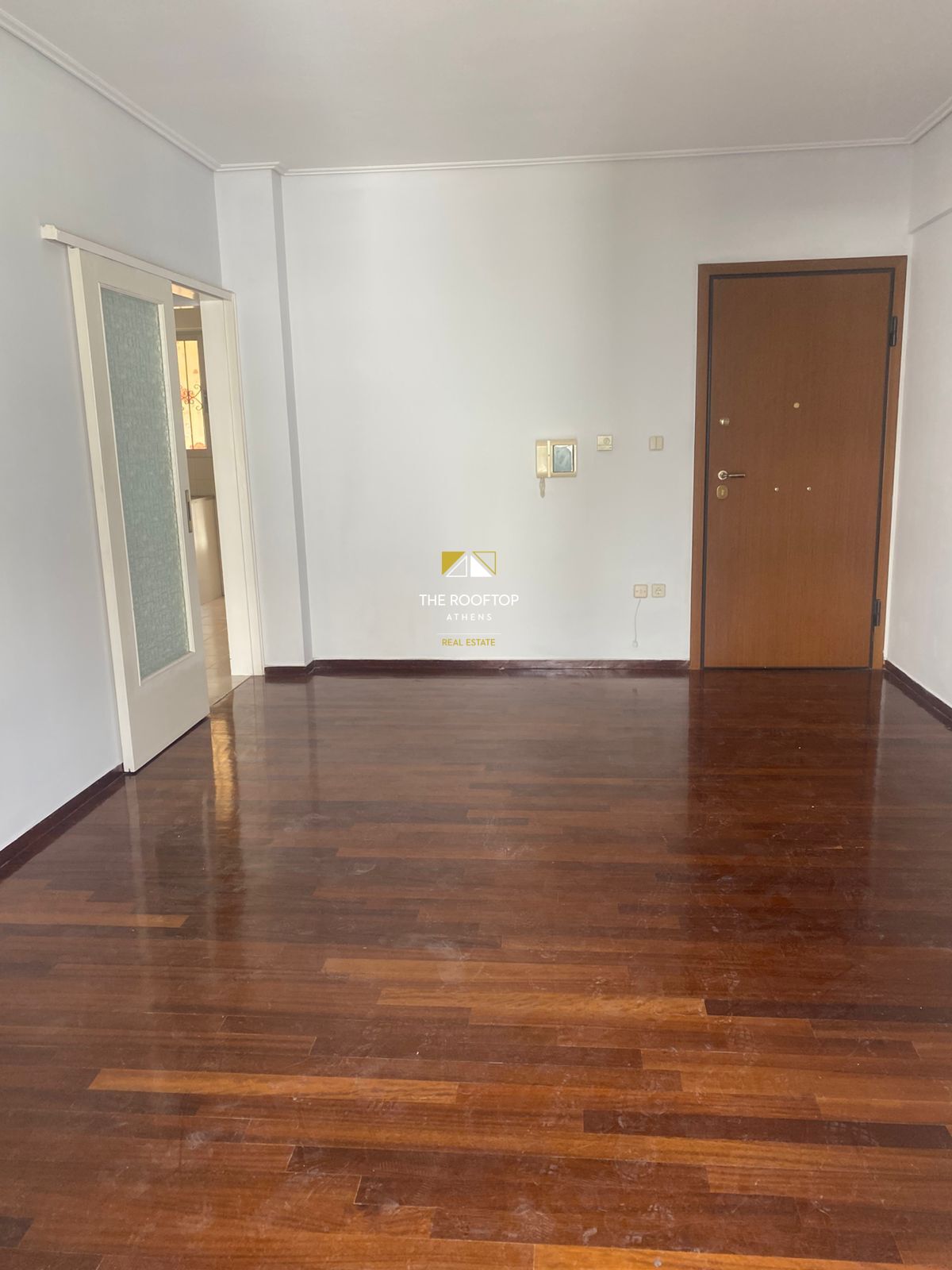 Ilioupoli: 2nd floor apartment ( 55sqm)