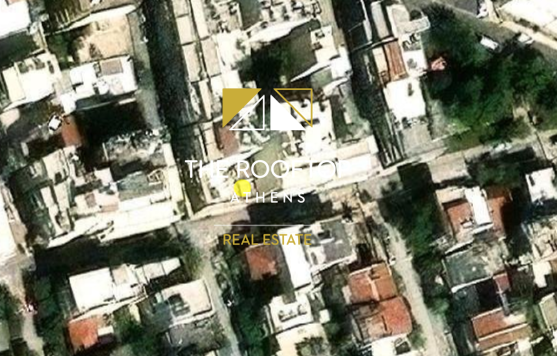 Pagrati: Plot with an existing building