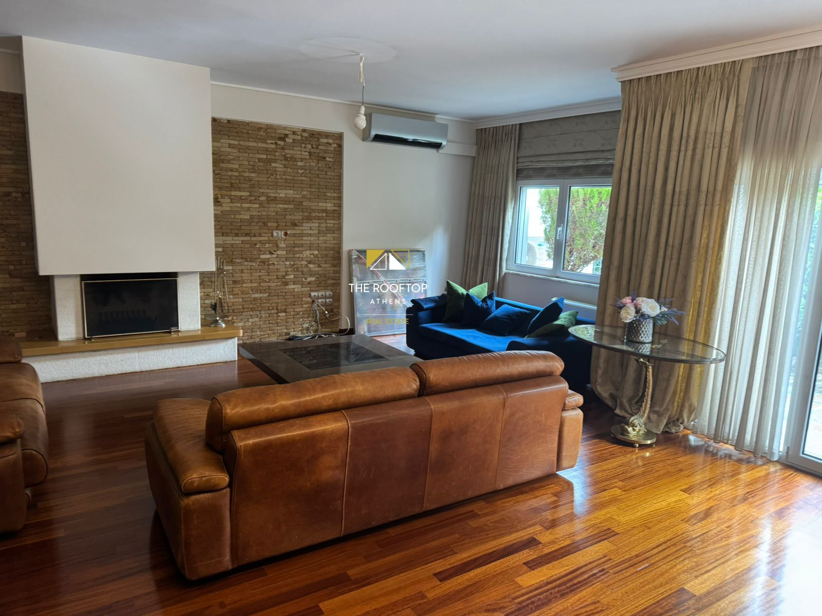 Alimos : Luxurious maisonette ( 218 sqm)