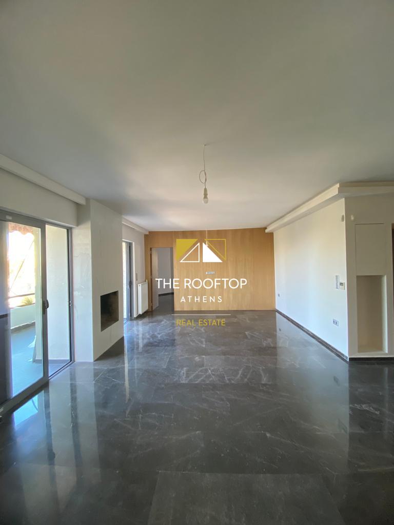 Kifisia: Luxurious renovated third-floor apartment 125 sqm